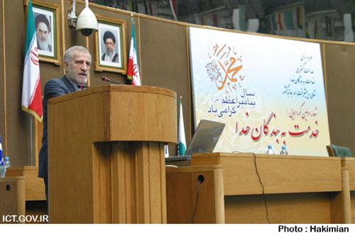 وزیر ارتباطات و فناوری اطلاعات: واگذاری تلفن همراه تا سال 87 به روز می‌شود