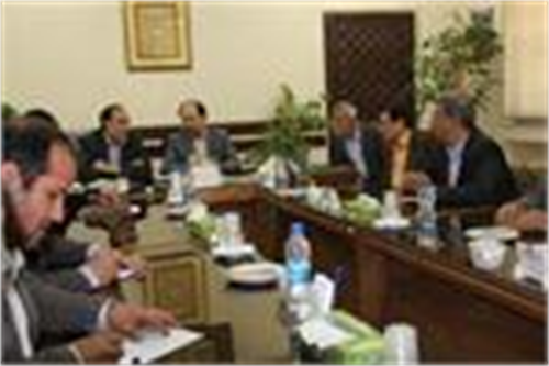 دیدار وزیر ارتباطات و فناوری اطلاعات از شرکت مخابرات استان قم