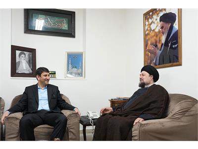 دیدار وزیر ارتباطات با یادگام امام