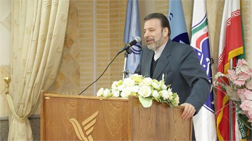 دیدار دکتر واعظی با کارکنان حوزه ارتباطات و فناوری اطلاعات استان قم