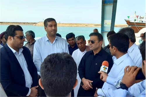 تجهیزات مخابراتی روستای شریف‌آباد در آینده نزدیک نصب می‌شود