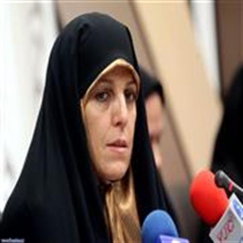 کاهش ارتباط کلامی در خانواده به ۱۷ دقیقه از آسیب های فضای مجازی است