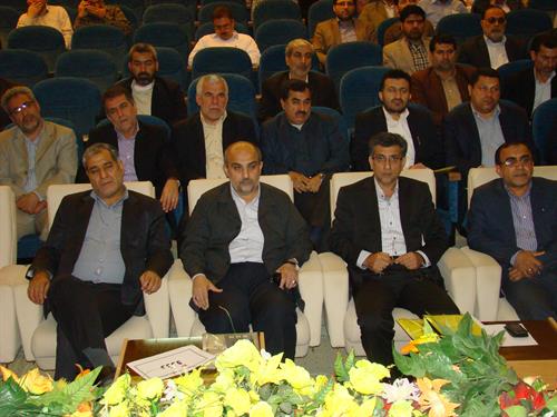 برگزاری سمینار کارگروه ارتباطات و فناوری اطلاعات پدافند غیرعامل سایبری با همکاری استانداری خوزستان