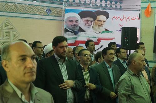 شرکت مدیر کل و کارکنان ارتباطات و فناوری اطلاعات در مراسم هفته دولت