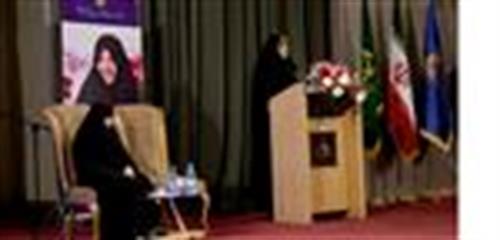 هنوز هم واگویی حقایق قرآنی در مورد این‌که زن و مرد از یک سرشت واحد هستند، به مذاق خیلی‌ها خوش نمی‌آید
