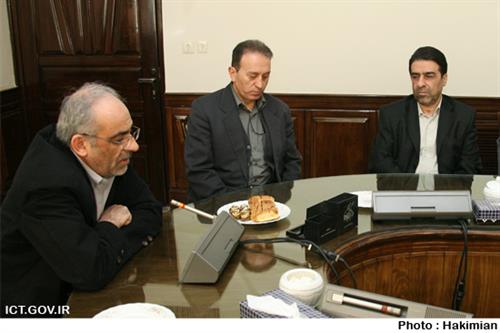 معاون آموزش، پژوهش و امور بین الملل پیشنهاد داد؛بهره گیری از بازنشستگان به عنوان مشاور