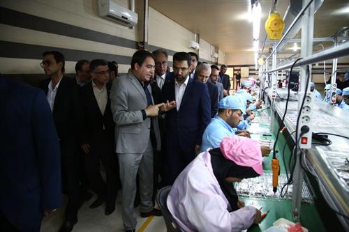 سفر وزیر ارتباطات و فناوری اطلاعات به استان خوزستان/  افتتاح خط تولید گوشی و تبلت ویژه کودک و نوجوان، با حضور وزیر ارتباطات