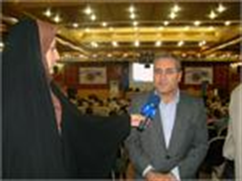 مهندس رادکانی ، معاون گسترش سازمان فناوری اطلاعات: