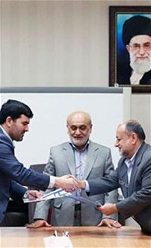 تفاهم نامه همکاری دو جانبه  شرکت پست و ستاد مرکزی مبارزه با قاچاق کالا و ارز به امضا رسید