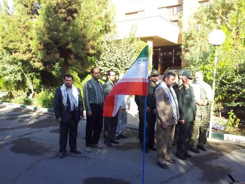 حضور مشاور مدیر کل در مراسم صبحگاه مشترک ادارات در هفته دفاع مقدس