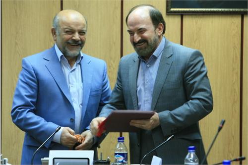 وزیر ارتباطات و فناوری اطلاعات: وزارت ارتباطات از شرکت های دانش بنیان در حوزه سلامت الکترونیک حمایت می کند