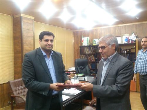 اداره‌کل ارتباطات و فناوری اطلاعات خوزستان و سازمان جهاد دانشگاهی خوزستان توافق‌نامه همکاری مشترک امضا کردند.