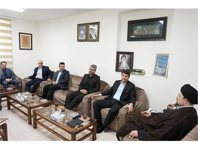دیدار وزیر ارتباطات با یادگام امام