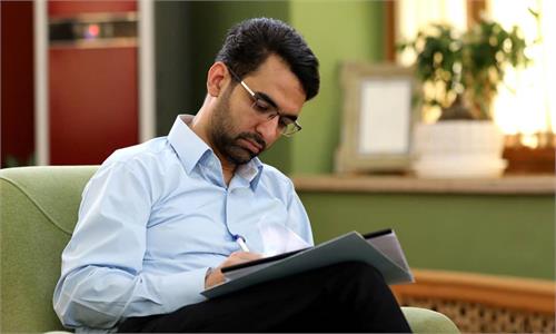وزیر ارتباطات شهادت میلاد قاسمی از شهدای سانحه هوایی را تسلیت گفت