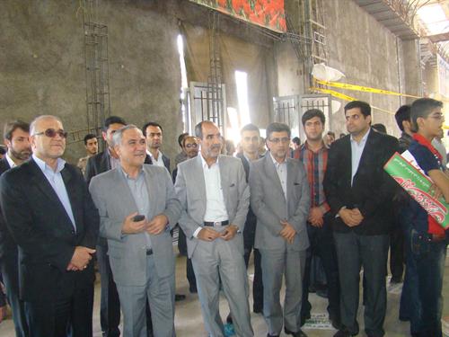 حضور مدیریت و کارکنان اداره کل ارتباطات و فناوری اطلاعات خوزستان در بزرگداشت مراسم یوم الله 13 آبان