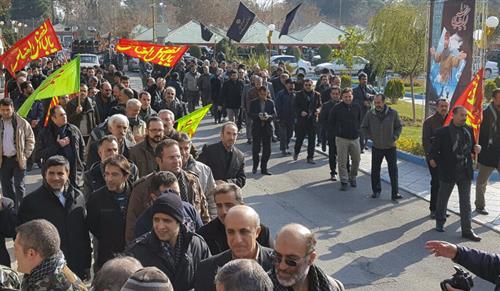 تجمع بزرگ بسیجیان در وزارت ارتباطات و فناوری اطلاعات برگزار شد