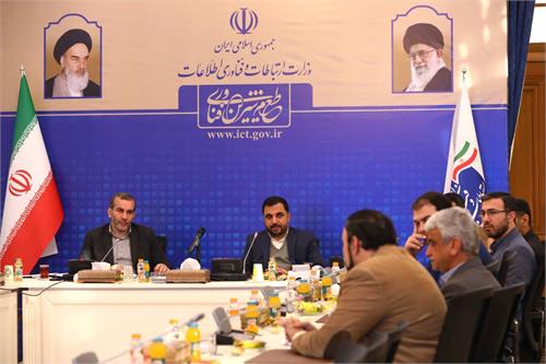 پوشش فیبرنوری شهر کرمانشاه تا نیمه شعبان تکمیل می شود / اتمام پوشش کل شهرهای استان کرمانشاه تا هفته دولت سال آینده