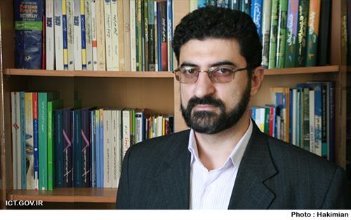 معاون توسعه و مدیریت شبکه شرکت فناوری اطلاعات خبر داد: استخراج مغایرت های قانونی حوزه ICT