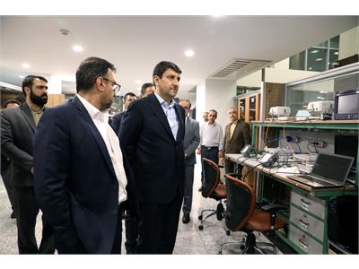 حضور وزیر ارتباطات در پژوهشگاه ارتباطات و فناوری اطلاعات