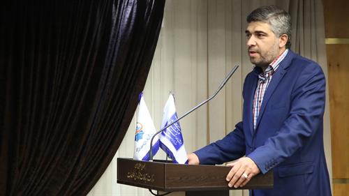 ایجاد تعهد در شاگردان علاوه بر آموزش های علمی و عملی بر عهده معلمان و اساتید است
