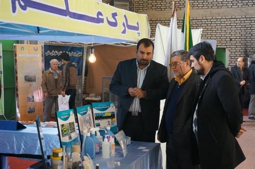 بازدید مهندس صفدری از نمایشگاه پژوهش دانشگاهی استان