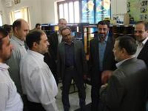 بازدید معاون فناوری و امور بین‌الملل وزارت ارتباطات از پست سمنان