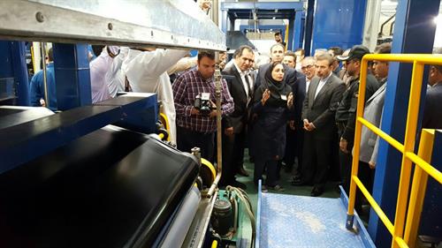 با حضور دکتر واعظی صورت گرفت؛ افتتاح بخش های مختلف کارخانجات  استان قزوین در جهت اشتغالزایی و افزایش تولید داخلی