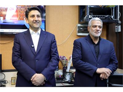بازدید وزیر ارتباطات از خبرگزاری تسنیم به مناسبت روز خبرنگار