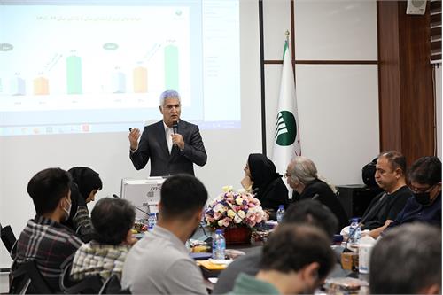 بیش از ۱۱ میلیون و ۲۰۰ هزار نفر روستایی در پست بانک ایران حساب دارند/ در سال گذشته ۱۷۰ هزار میلیارد ریال تسهیلات تکلیفی پرداخت شده است