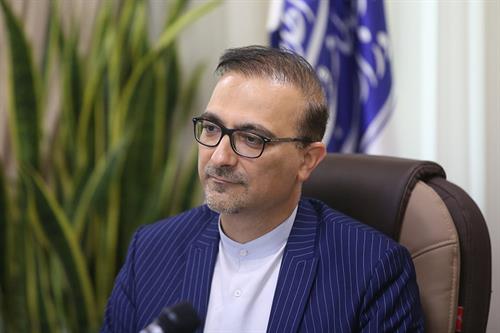 مطابق قانون به جمع بندی و رای مرکز ملی فضای مجازی عمل خواهیم کرد