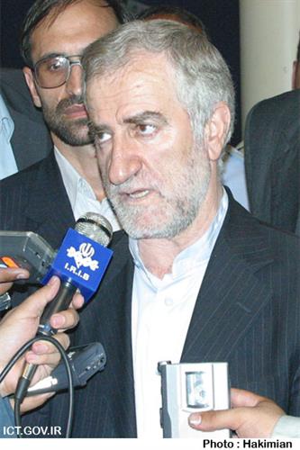 وزیر ارتباطات در دومین بازدید سرزده از مراکز پستی و مخابراتی: طرحی برای تسهیلات دفاتر خدمات ارتباطی ارائه می شود