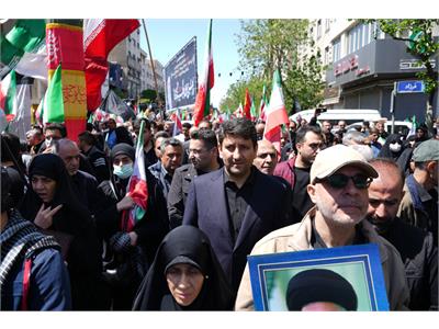 حضور وزیر ارتباطات در مراسم اربعین رهبر شهید