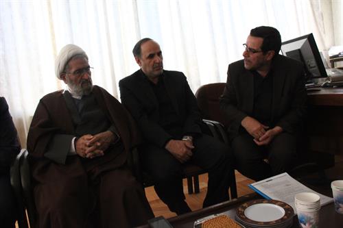 حضور مدیرکل در جلسه دیدار با نمایندگان مردم قم در مجلس شورای اسلامی