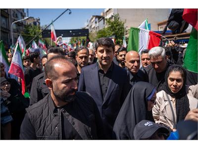 حضور وزیر ارتباطات در مراسم اربعین رهبر شهید