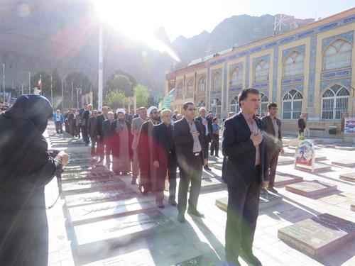 در اولین روز از هفته دولت: بازدید اعضای شورای مدیران ارتباطات و فناوری اطلاعات استان از موزه شهید باهنر در کرمان