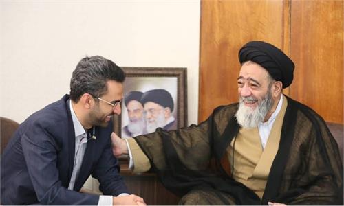 ضرورت ارتباط نزدیک تر مسوولان با مردم / در اختیار قرار دادن بخشی از ساختمان پست برای جوانان استارت آپی