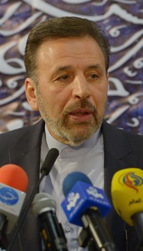به مناسبت 24 خرداد و در سفر به استان مرکزی دکتر واعظی از تسریع در تکمیل زیرساختهای ICT این استان خبر داد