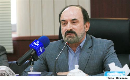 وزیر ارتباطات در جمع خبرنگاران: پیوست های فرهنگی برای تمام ابزارهای ICT ایجاد می شود