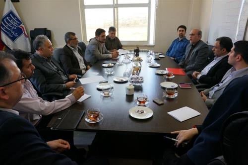 جلسه واگذاری خدمات بیمه سلامت ایرانیان به دفاتر پیشخوان دولت برگزار شد