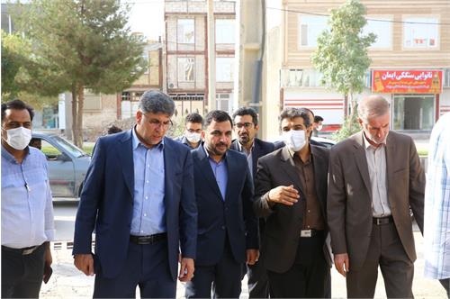 وزیر ارتباطات به شهرستان سرپل ذهاب رفت