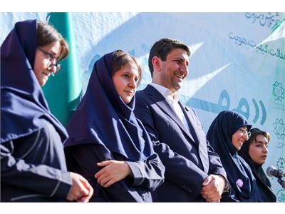 حضور وزیر ارتباطات در آیین آغاز سال تحصیلی