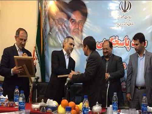 معاون اجرایی رییس جمهور از پست تقدیر کرد