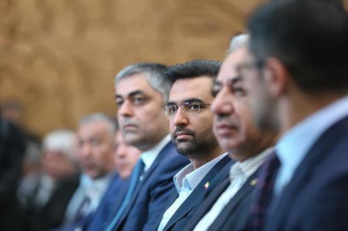 پیشنهاد جریمه 32میلیاردی سواستفاده گران ارز دولتی به مناطق محروم / بانک مرکزی اسامی سواستفاده گران را منتشر نکرده است / 30هزار شماره مزاحم قطع شد