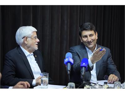 بازدید معاون اول رییس جمهور از سازمان فضایی ایران
