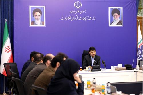 باید از دید مردم به عملکرد خود نگاه کنیم / مبنای کار وزارت ارتباطات در پروژه فیبرنوری، اتصال است / پرهیز از ارایه آمار و ارقام غیرعملیاتی