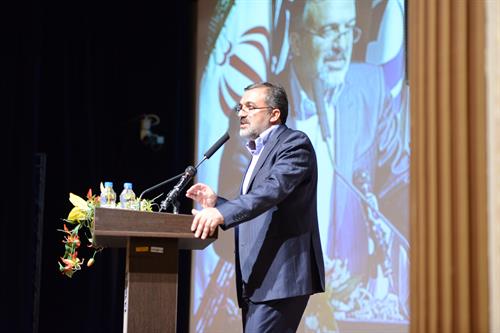دکتر عمیدیان : با نسل سوم دستیابی به اهداف توسعه در برنامه پنجم امکانپذیر می شود