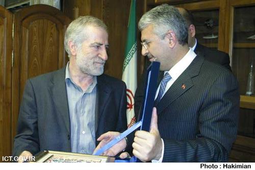 دکتر سلیمانی در دیدار با وزیر ارتباطات ترکیه مطرح کرد:آغاز مطالعات ایران برای ورود سومین اپراتور تلفن همراه