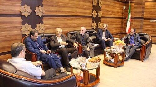 بررسی راهکارهای عملی ارتقای شاخص های ICT استان گیلان با حضور ریاست سازمان مدیریت و برنامه ریزی استان