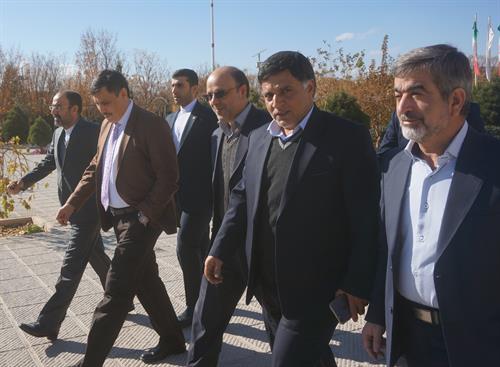 وزیر مخابرات و تکنولوژی ارتباطات افغانستان  در یزد : موفقیت‌های گسترده مردم این شهر در ایران و جهان ارزشمند است.
