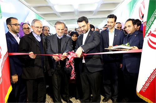 مدیر موفق باید بتواند برای بخش خصوصی شرایط کسب و کارهای نوپا را فراهم کند/ «لایحه نوآفرین» به دلیل مخالفت برخی دستگاه ها هنوز تصویب نشده است / برای راه اندازی این پارک مجبور به عزل مدیران سنتی با نگاه فئودالی شدم